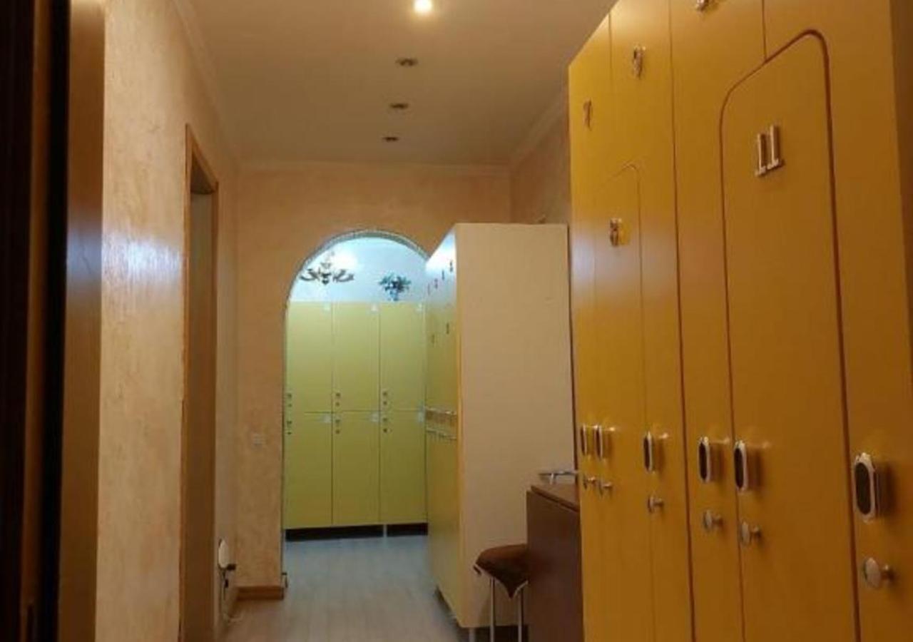 Room Hostel Dostyk Алма Ата Екстериор снимка