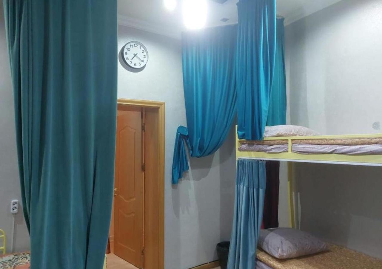 Room Hostel Dostyk Алма Ата Екстериор снимка