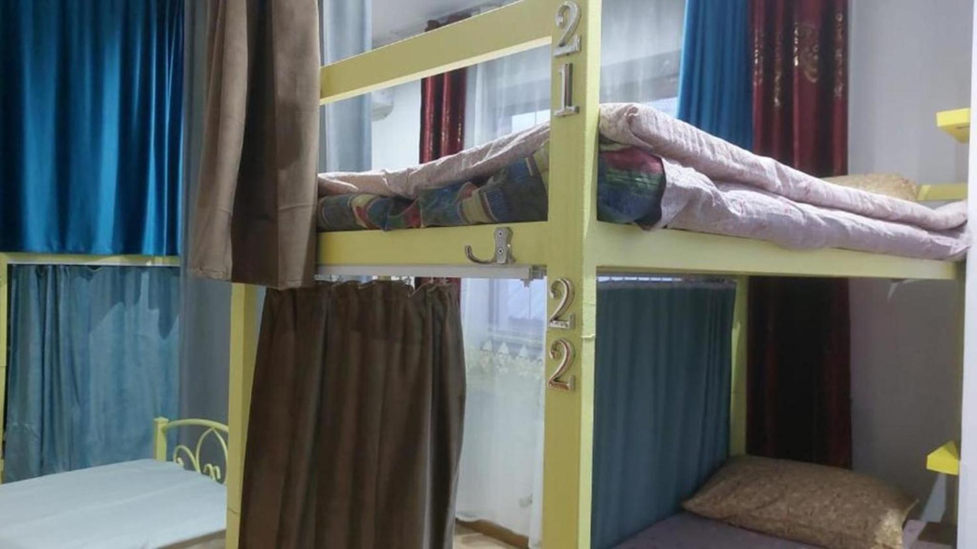 Room Hostel Dostyk Алма Ата Екстериор снимка