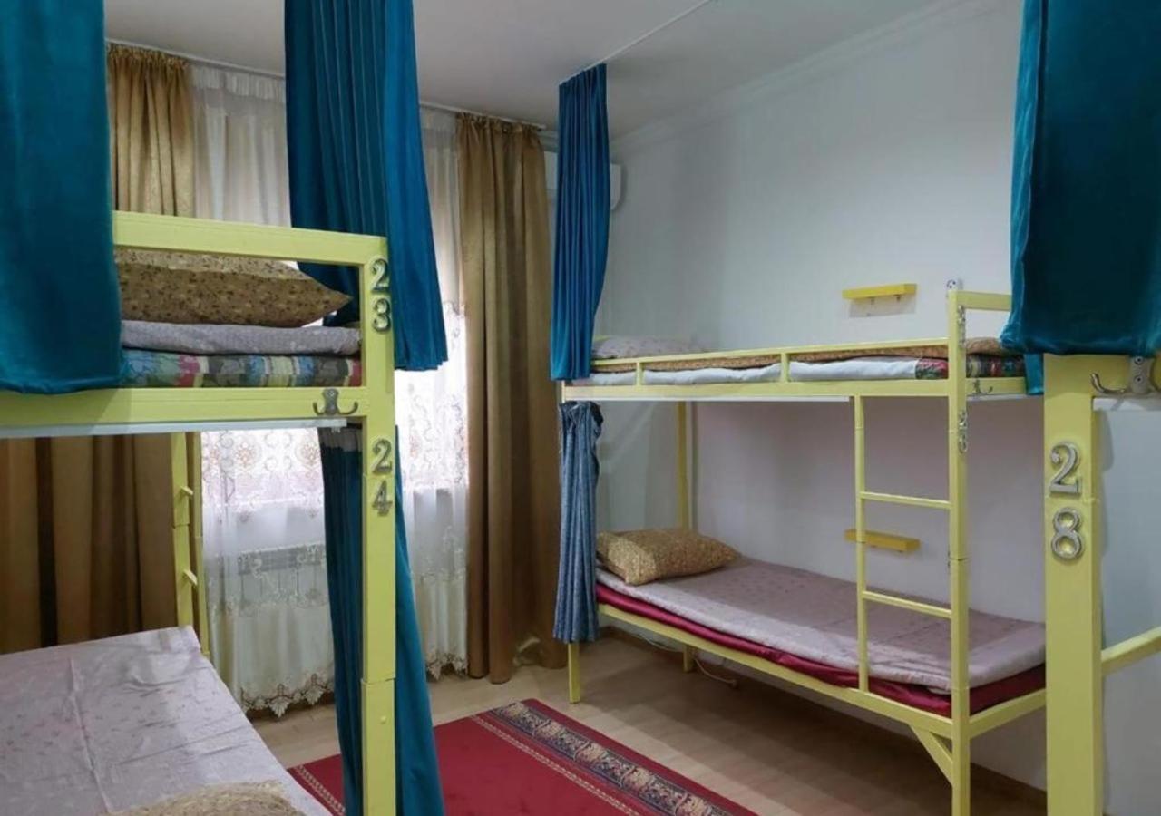 Room Hostel Dostyk Алма Ата Екстериор снимка