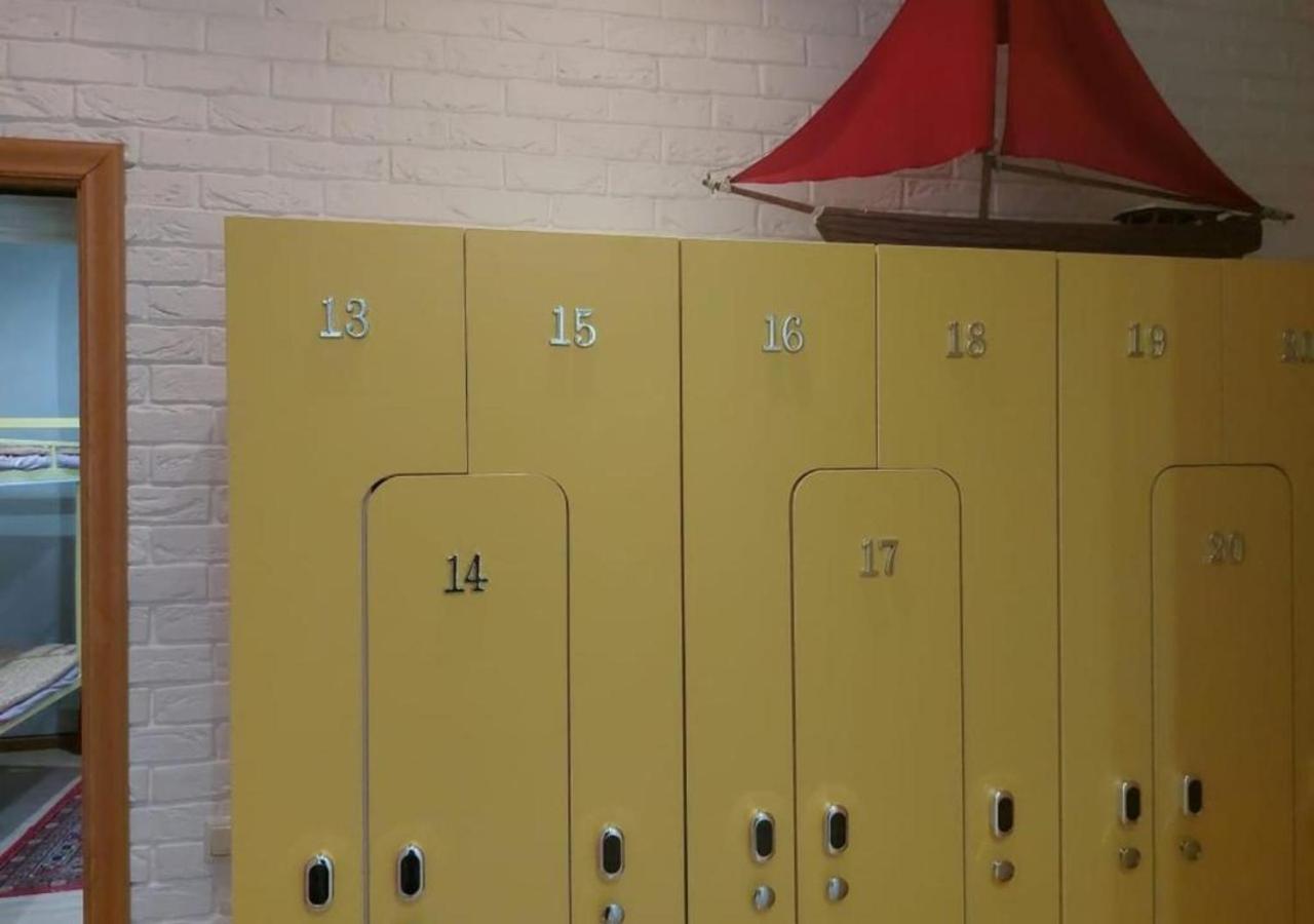 Room Hostel Dostyk Алма Ата Екстериор снимка
