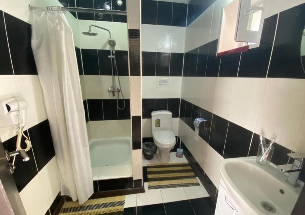 Room Hostel Dostyk Алма Ата Екстериор снимка