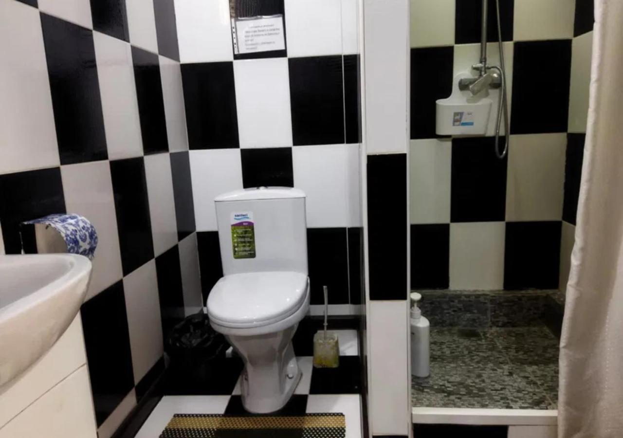 Room Hostel Dostyk Алма Ата Екстериор снимка
